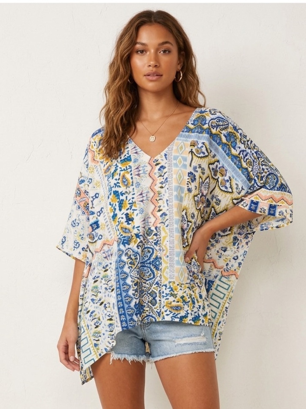 🔆NWT Colorful Patterned Kimono Top